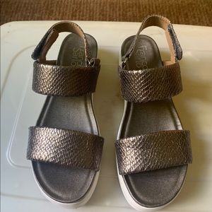 Franco Sarto Kenan Sandals Pewter size 7